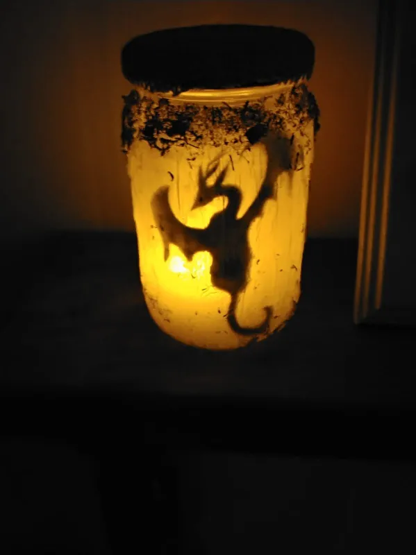 עששית פיה/דרקון בצנצנת