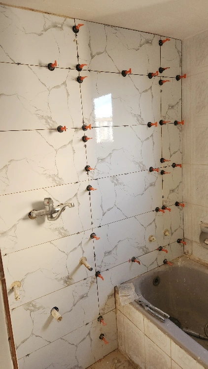 ריצוף וחיפוי קרמיקה 