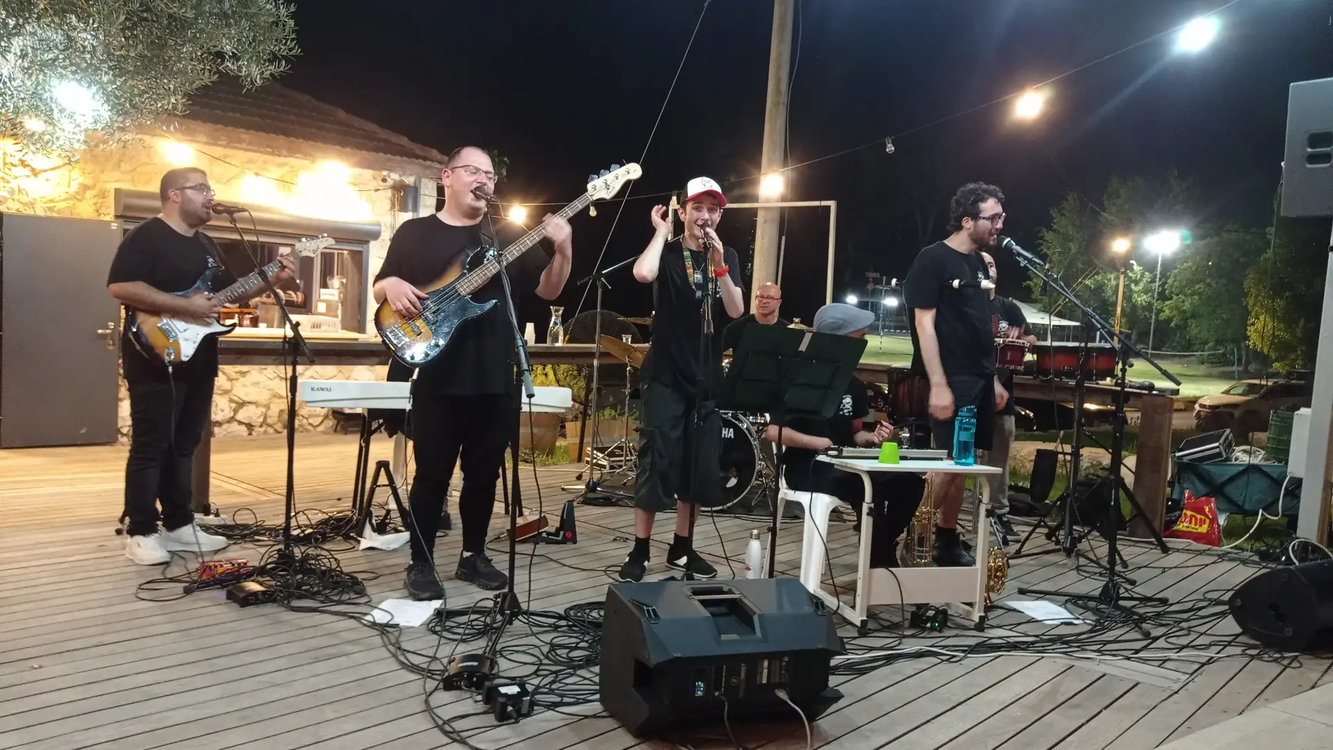הופעה עם כל ההרכב