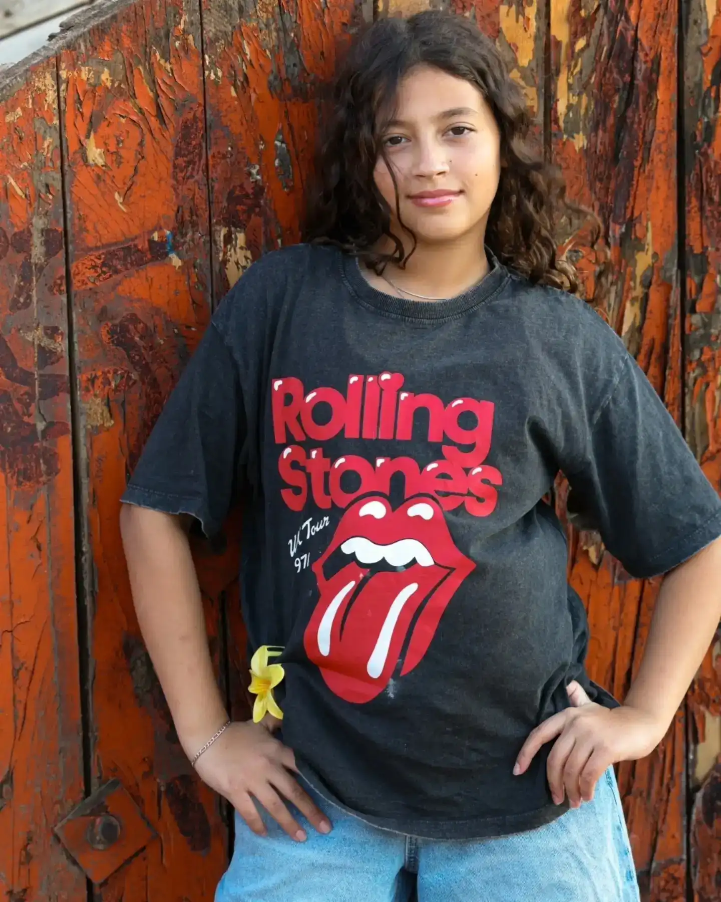 איך להרגיש בנוח מול המצלמה ולהיראות טבעי בצילומים