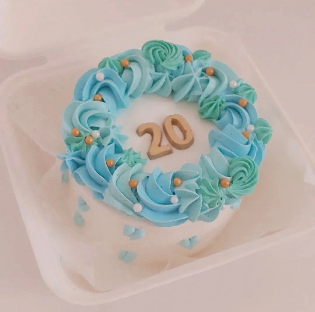 עוגות בנטו ומארזים