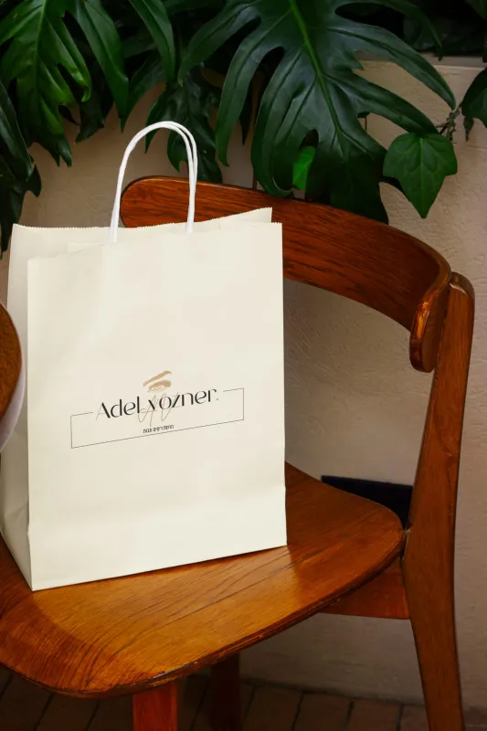 לוגו להרמת ריסים וגבות🫶