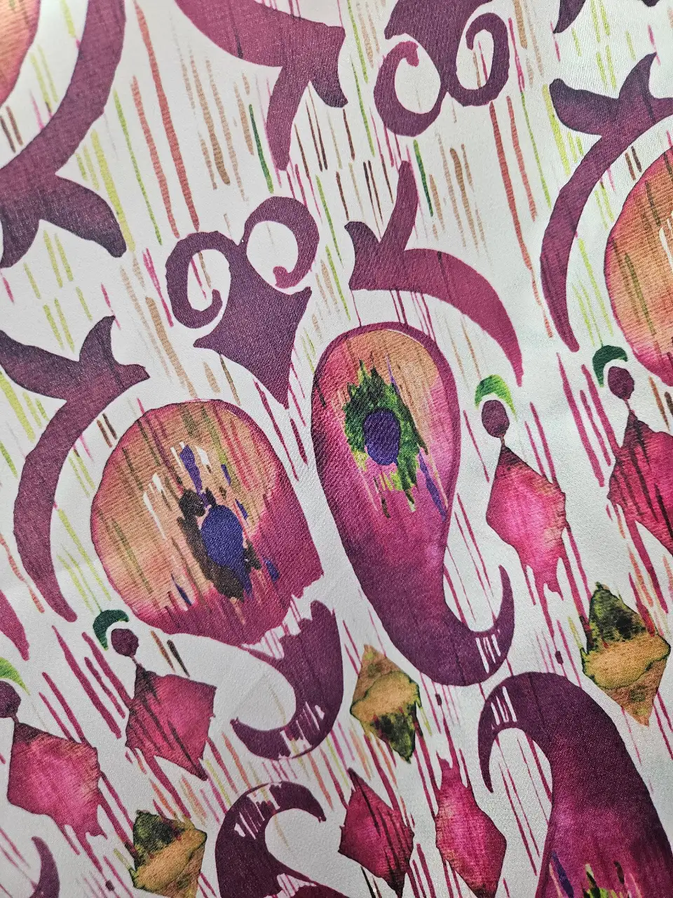 סטן לייקרה מודפס חדש