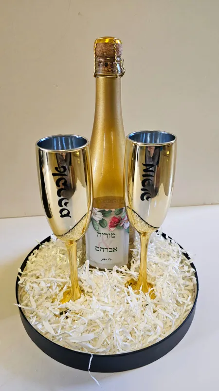 סט בלו נאן וכוסות שמפניה