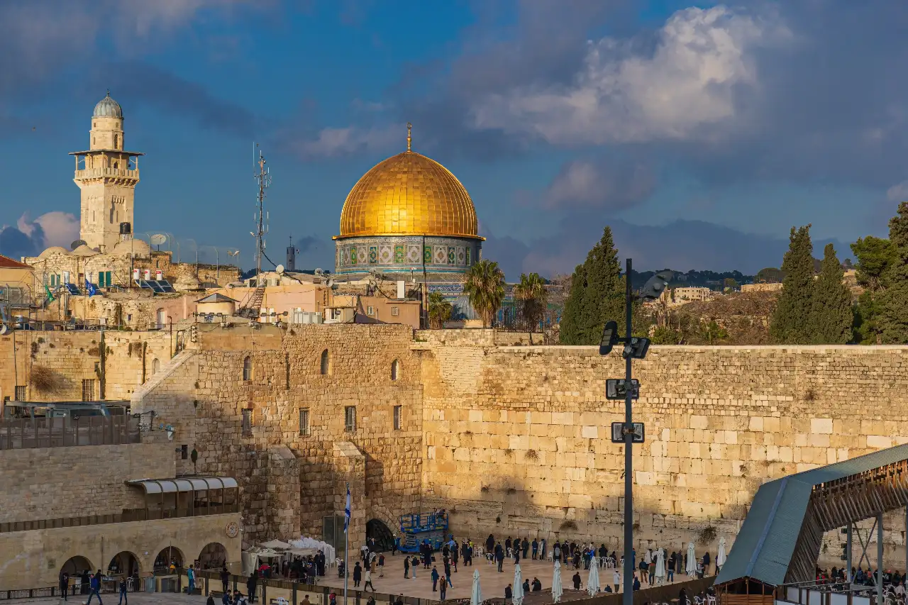 What to Expect When Hiring a Brit Milah photographer