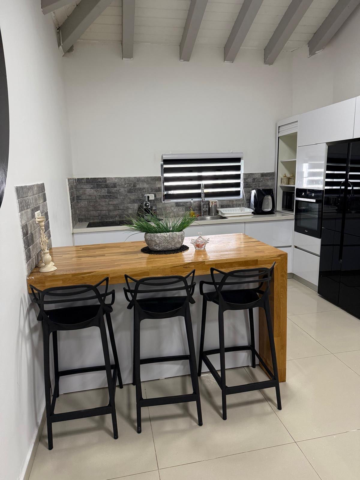 וילה סביונים- וילה ושני צימרים צמודים