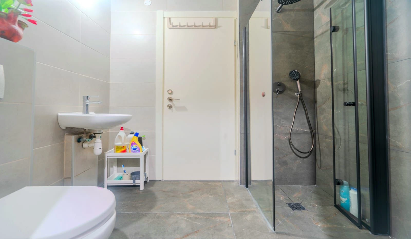 דירה 4 חדרים בשכונת ברנע