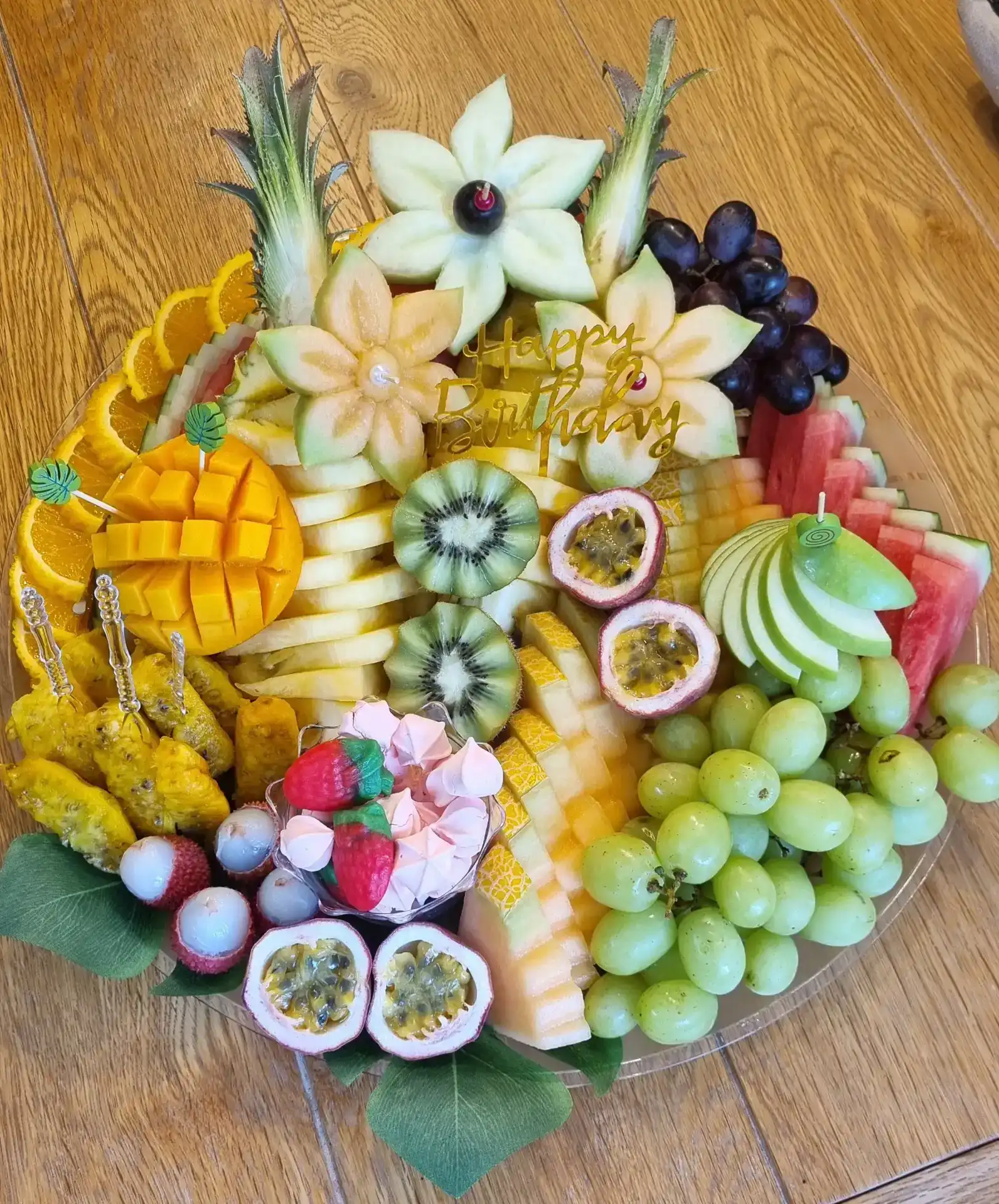 מגשי פירות חגיגיים