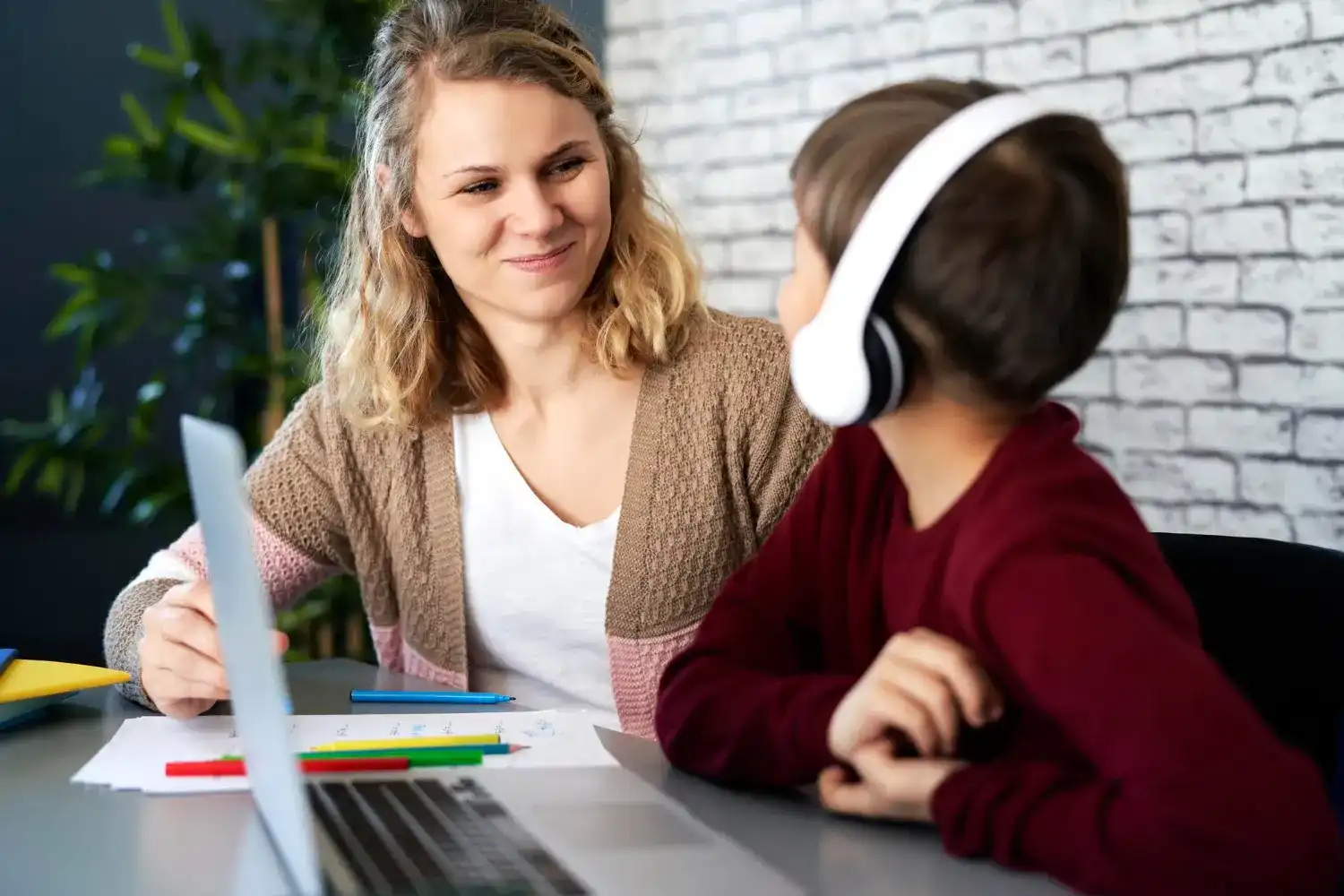 חוגי העצמה - AI, מוכנות לא', אנגלית בכיף ועוד