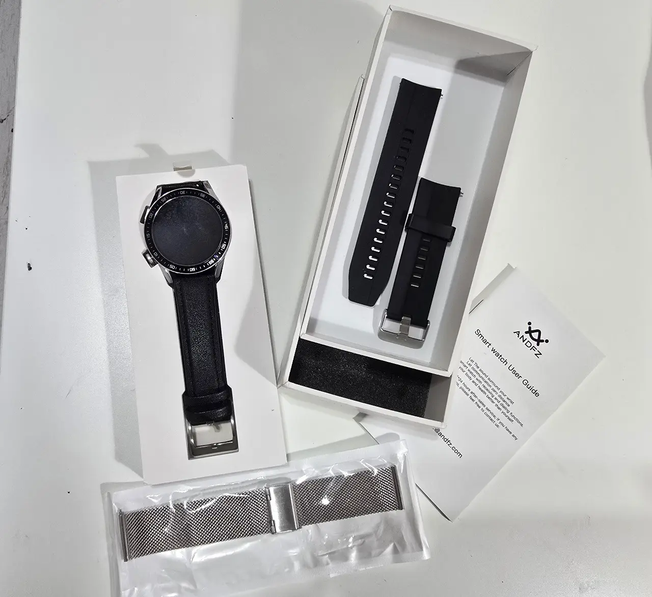 שעון חכם רב תכליטי חדש ובנוסף 2 רצועות חוסר בסוללה