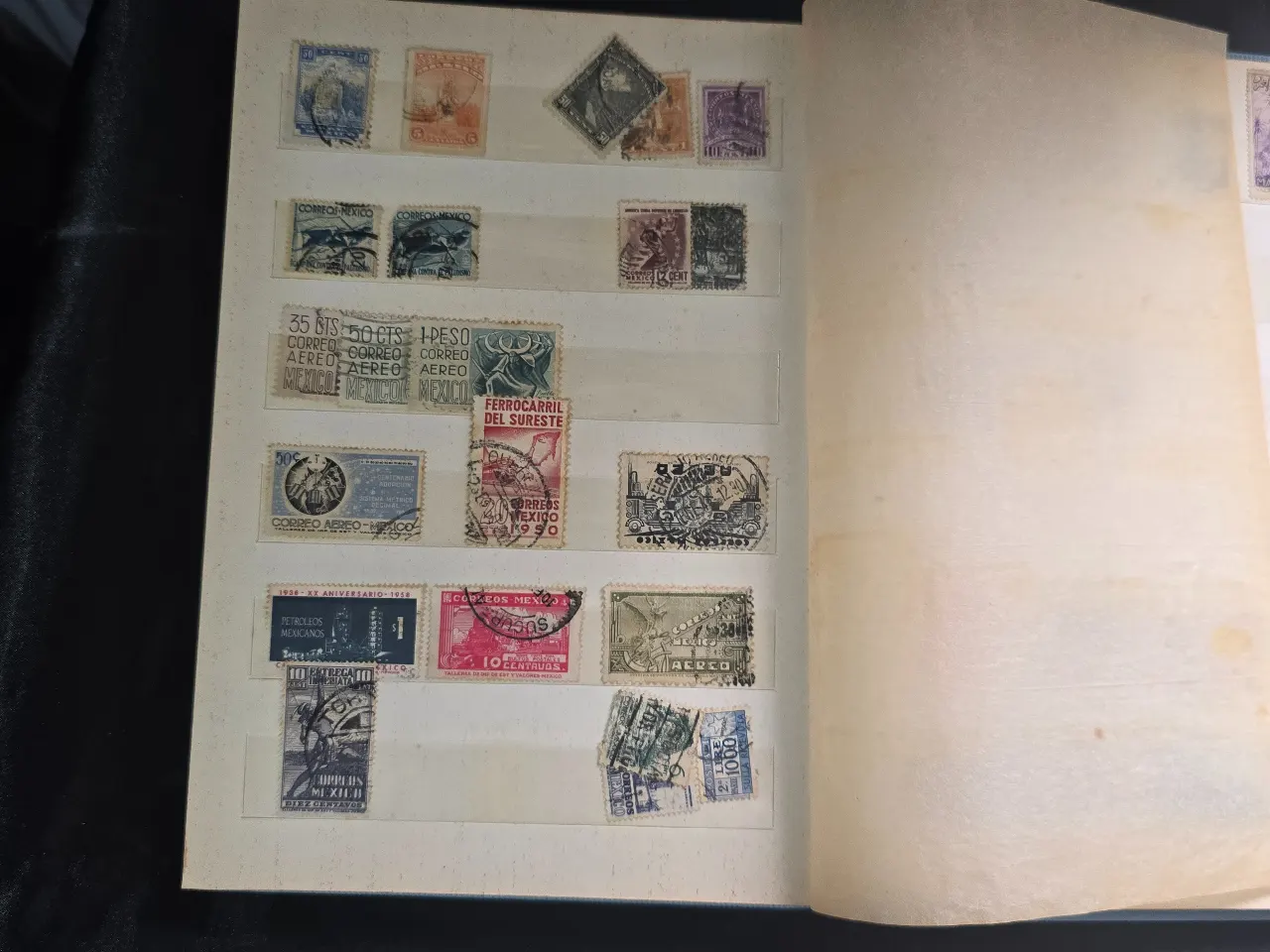 אלבום לבולים בולי עולם ישנים האלבום שנות ה.60 כל הבולים מצולמים