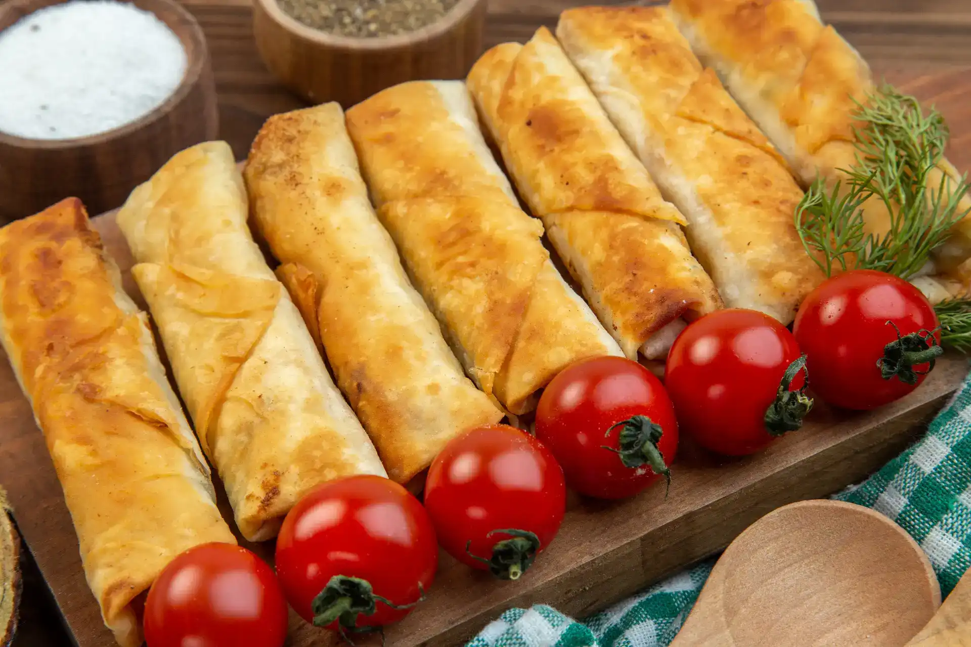 בורקס טורקי באילת – מאפה שחוזרים אליו שוב | הג’וקר