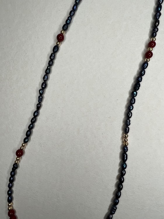 TUNA NECKLACE 