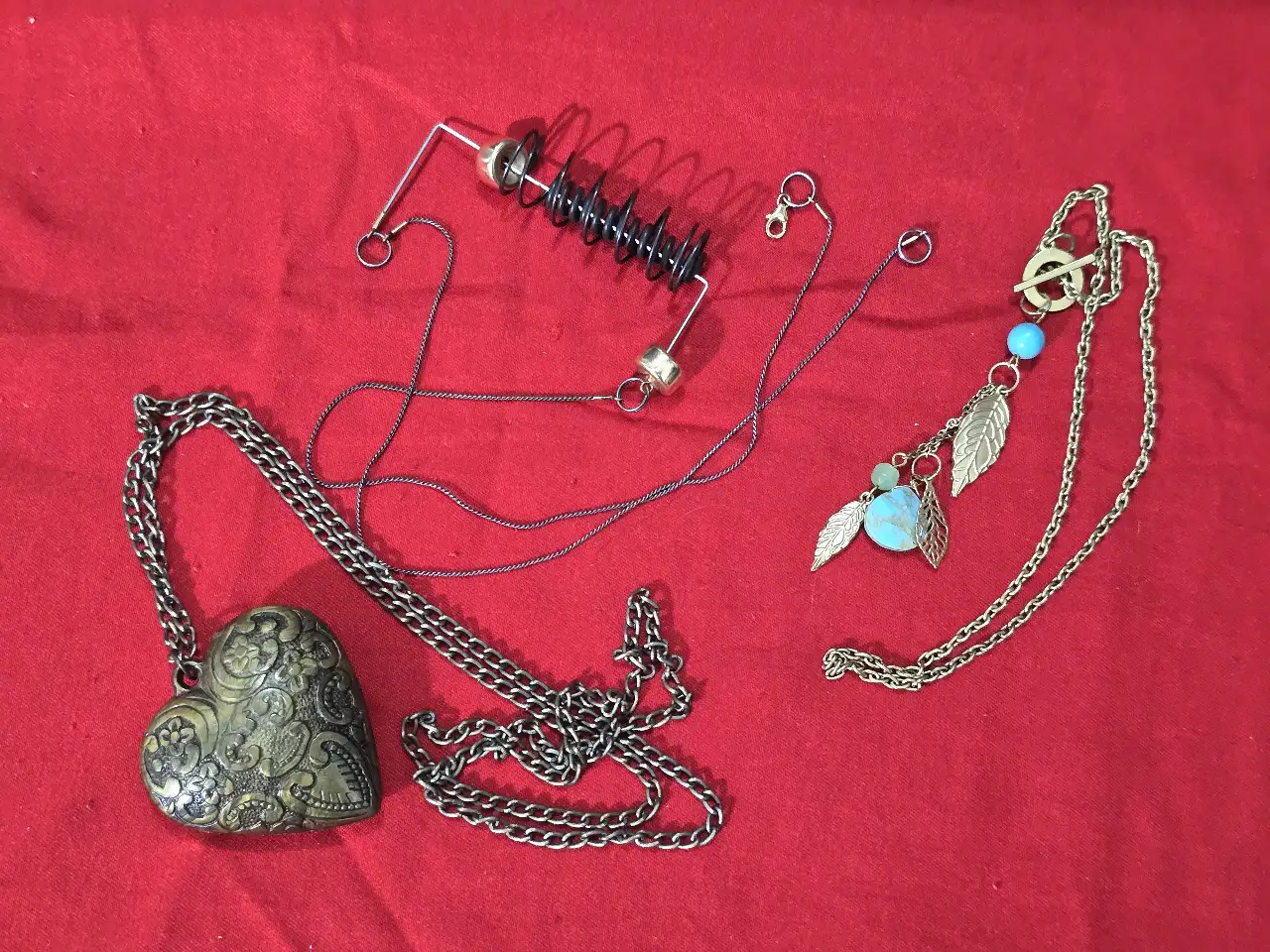 לוט של 3 מחרוזות אופנתיים