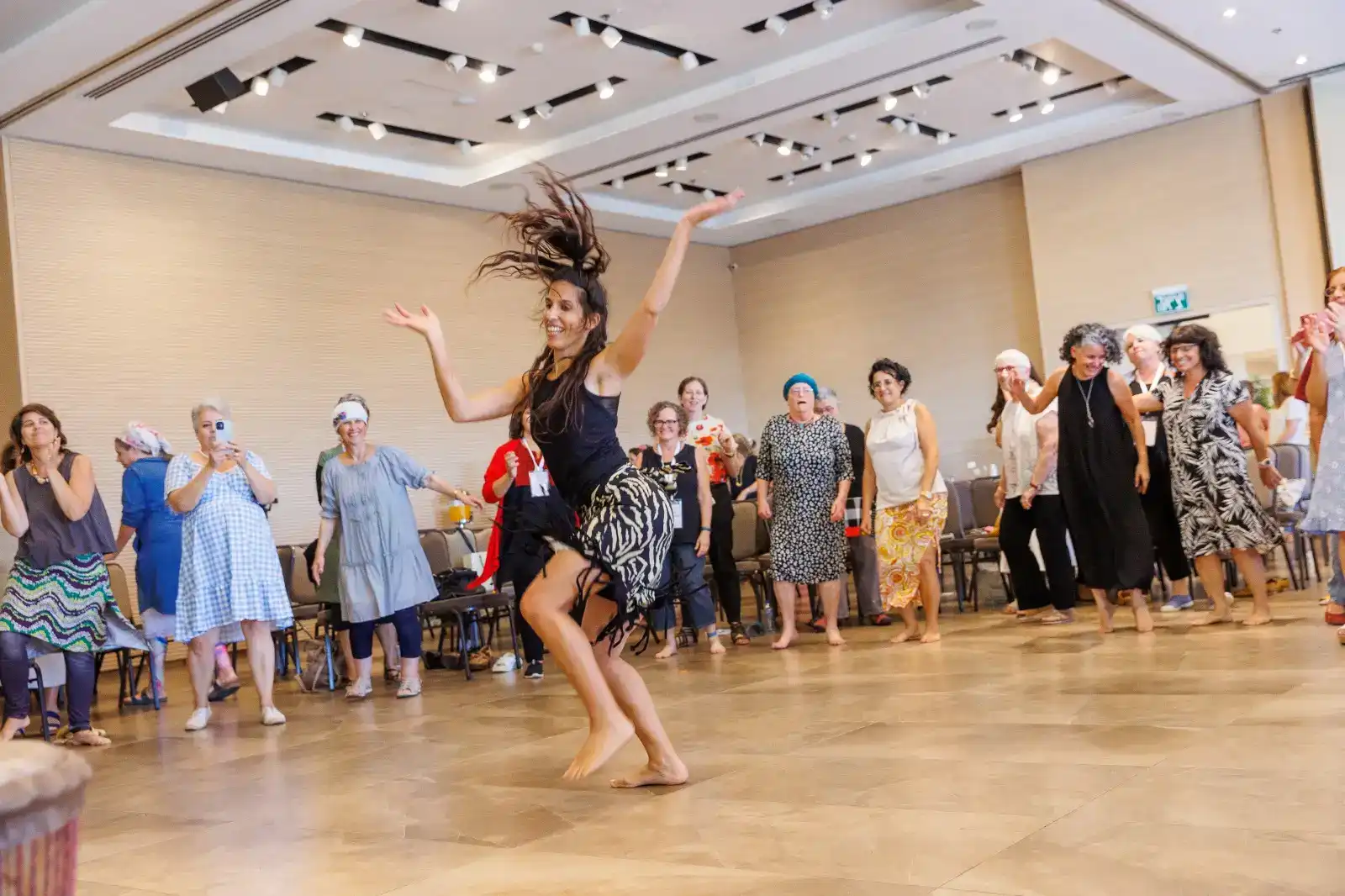 קצב, גוף ושבטיות: החוויה שבמחול