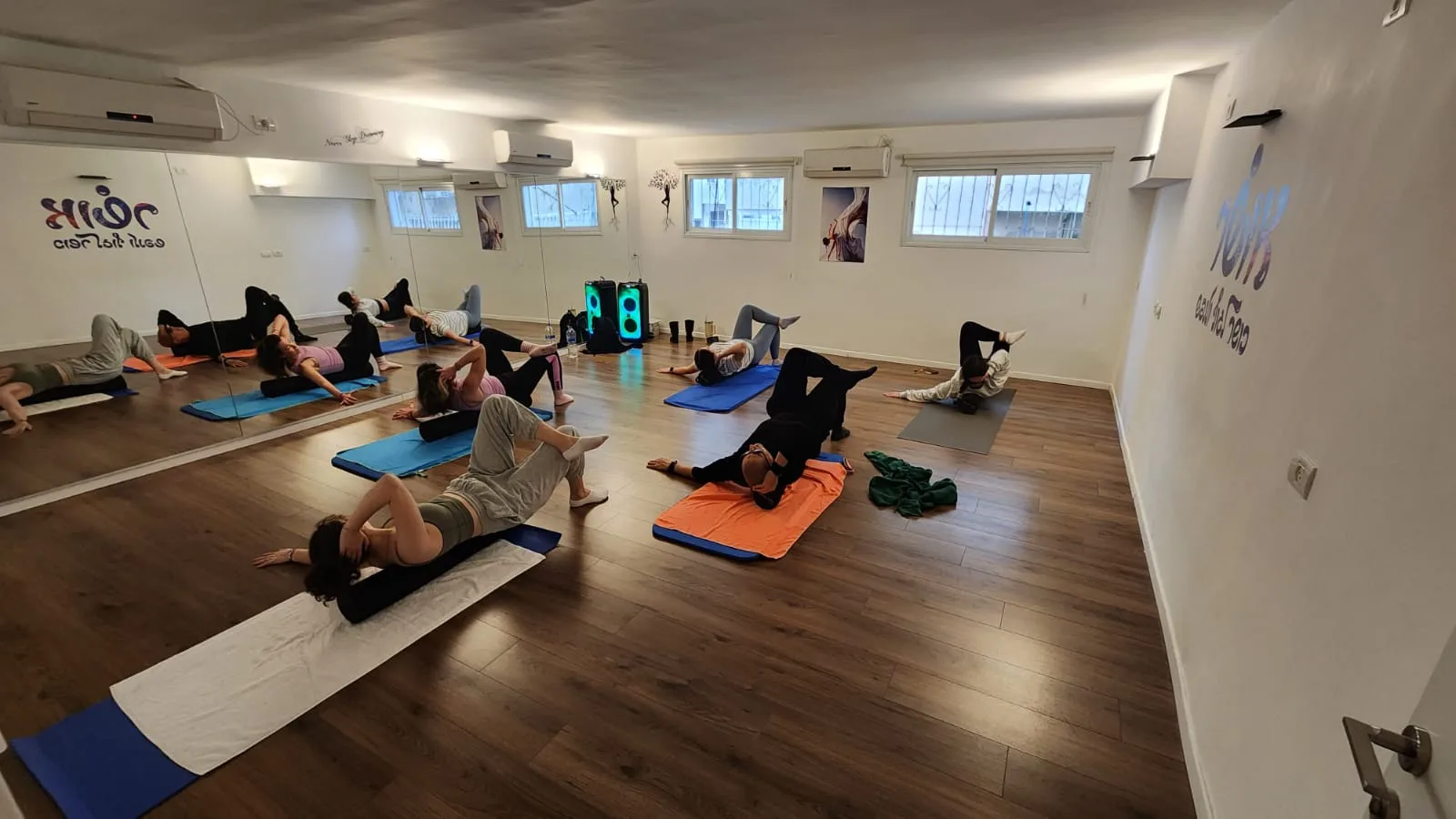 כרטיסיה לכל השיעורים (11 כניסות + כרטיס אורח מתנה)