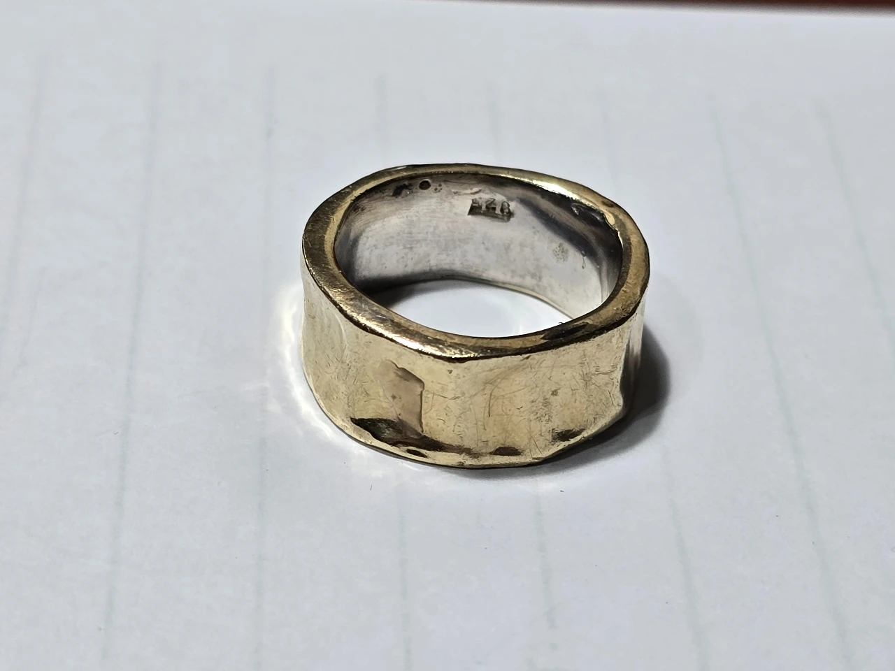 טבעת כסף מלא חתום 925 מידה 8 ציפוי זהב יוכולה לשמש כטבעת נישואין משקל 12 ג'ר