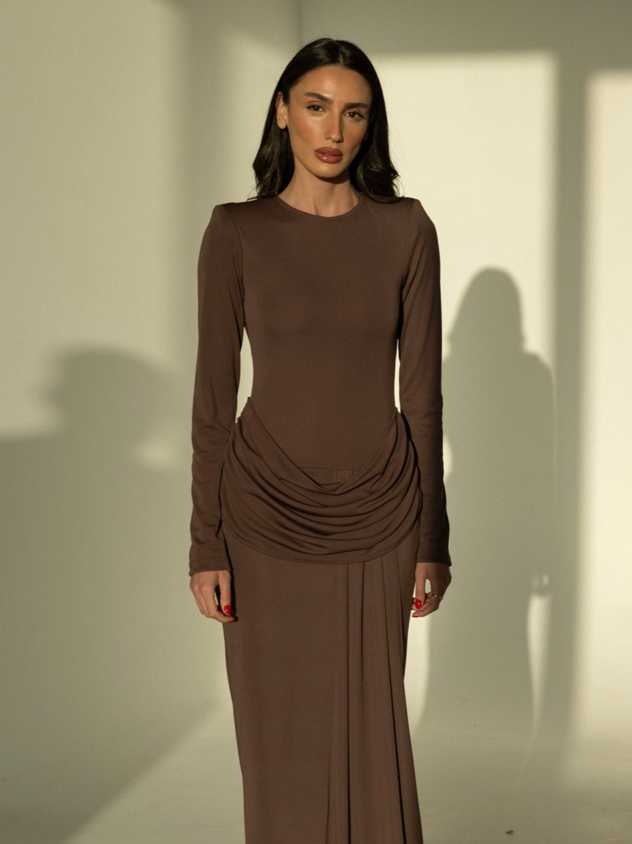 שמלת מונה חום