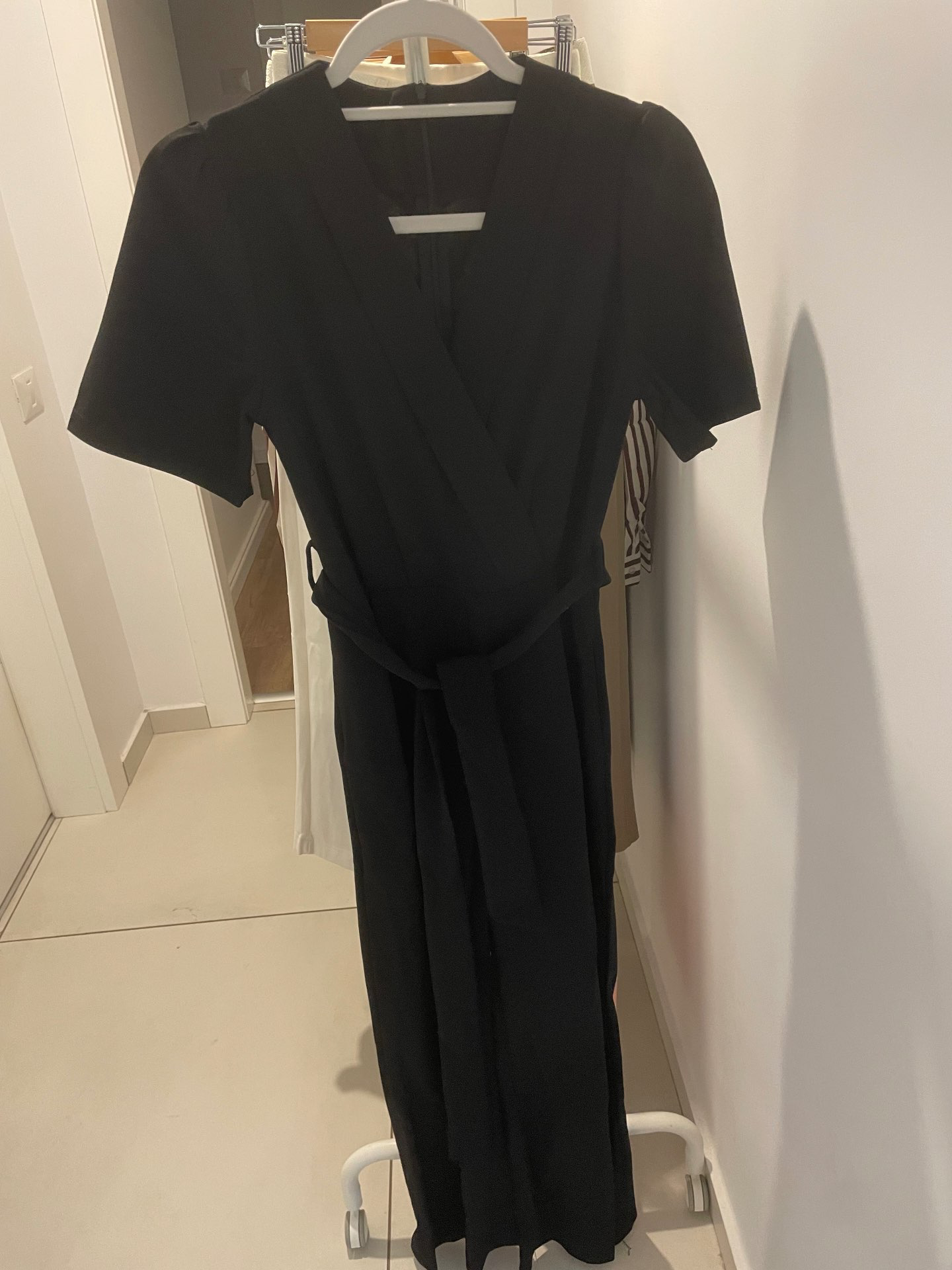 אוברול שחור