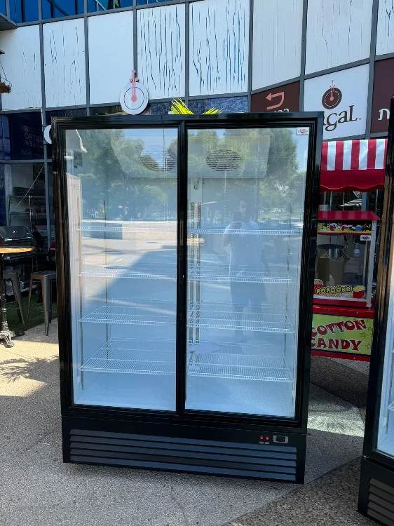 מקרר שתייה 2 דלתות הזזה