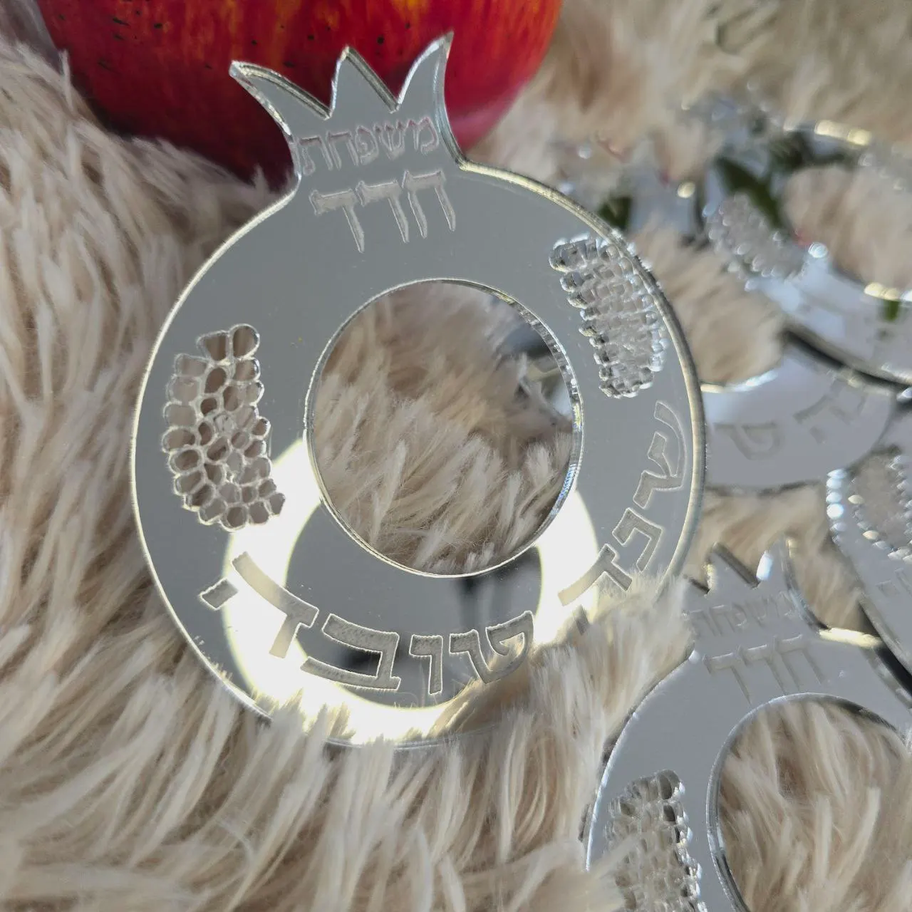 מגוון מתנות חג מסורתיות ומודרניות