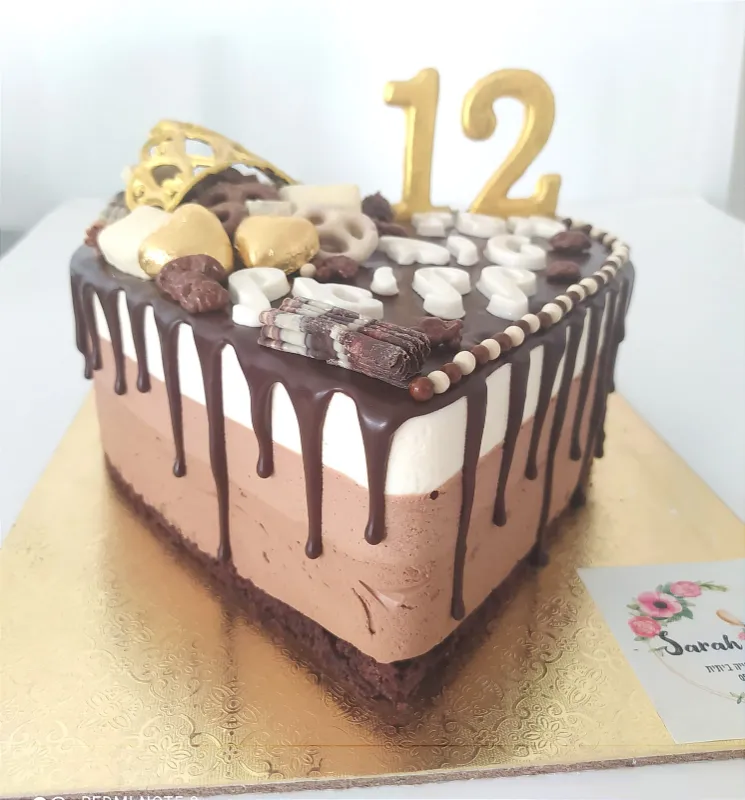 עוגת מוס טריקולד חלבית מעוצבת!!😍