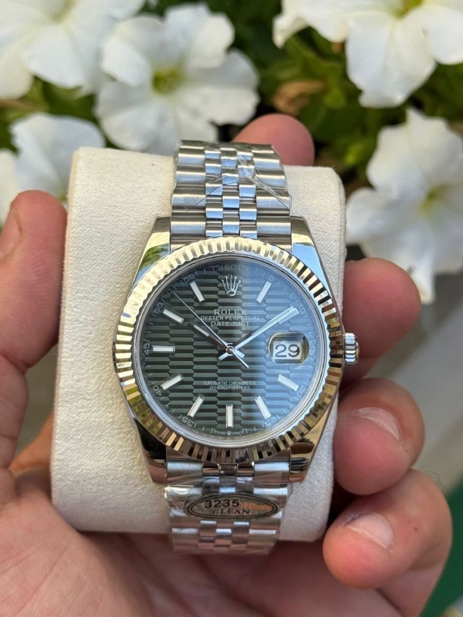 Rolex -clean3235