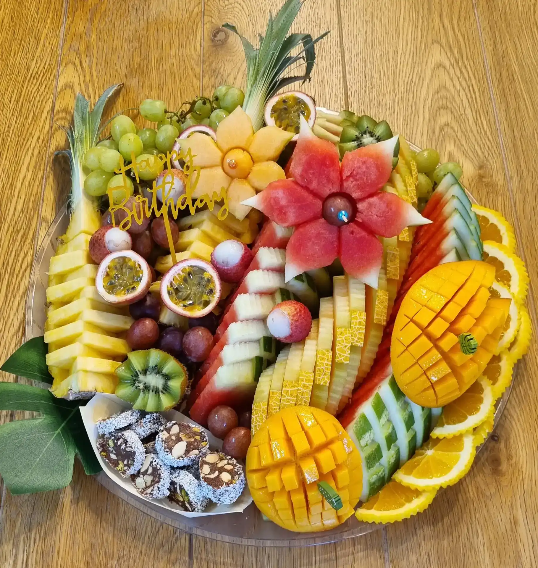 מגשי פירות חגיגיים