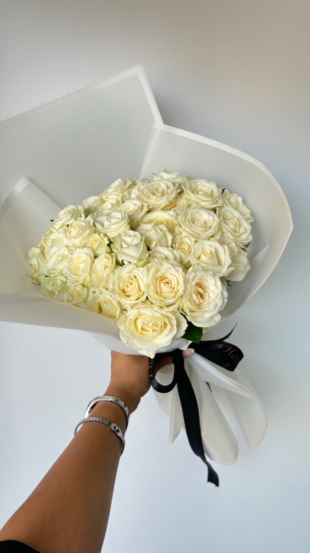 זר ורדים לכלה - לחדר התארגנות