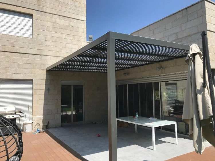 פרגולות דגם רפרפת