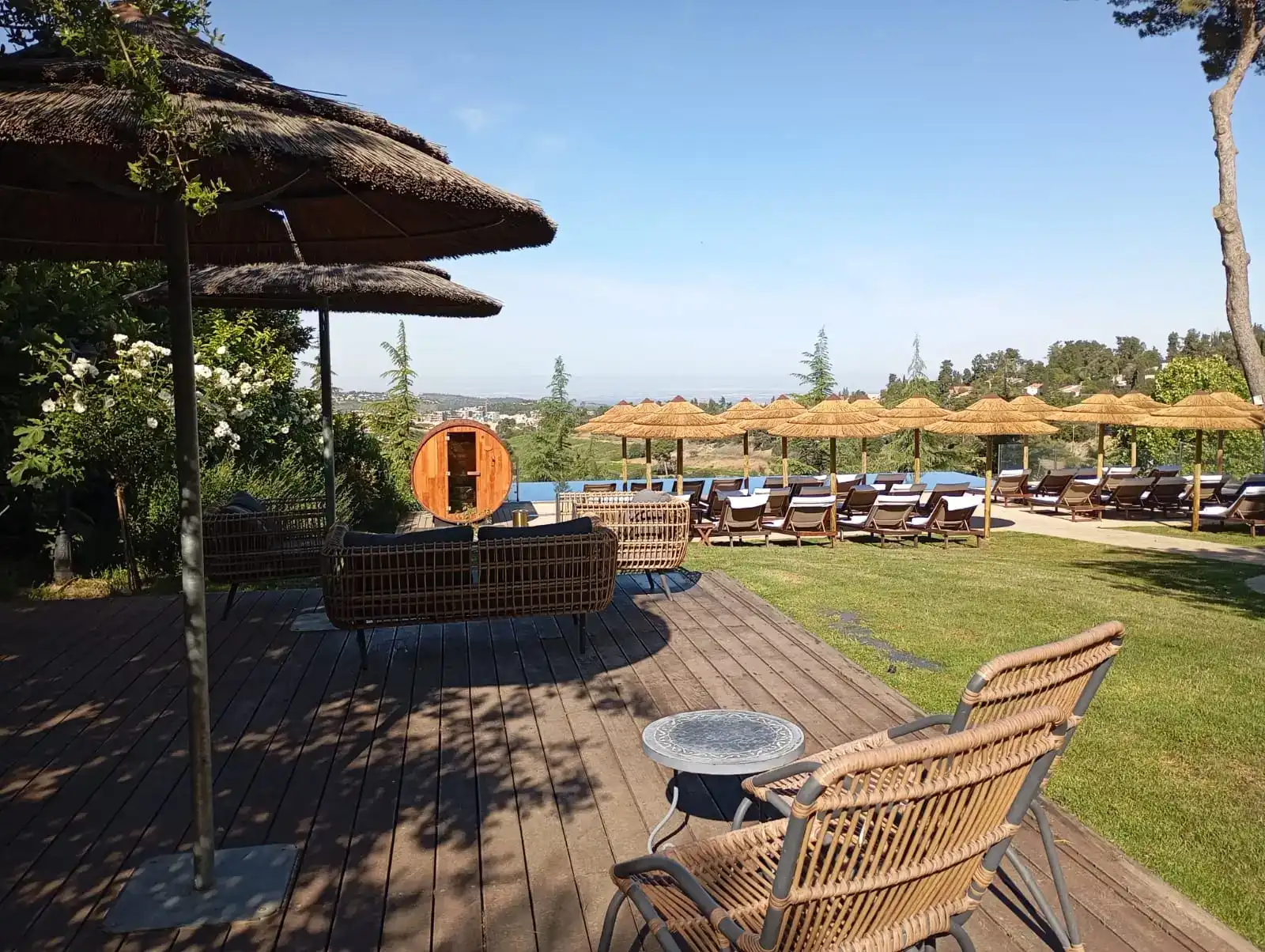 הקמת מרפסות בוטיק