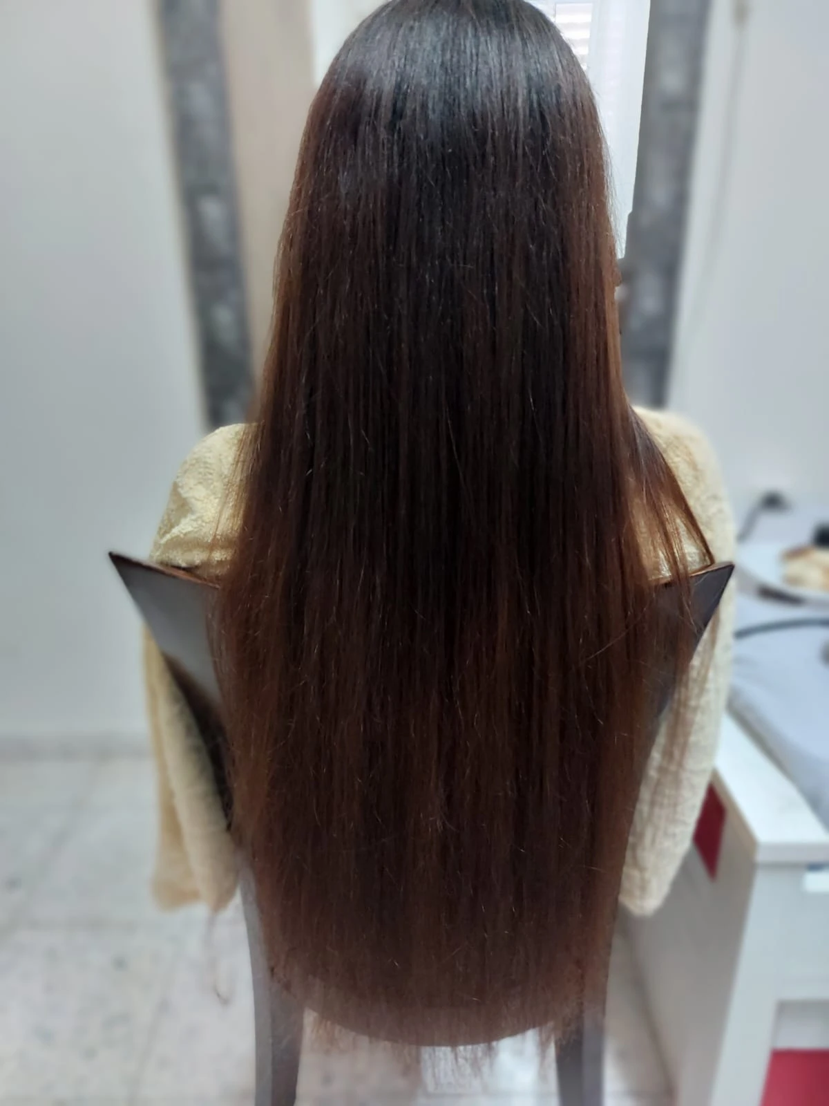 החלקה לשיער צבוע