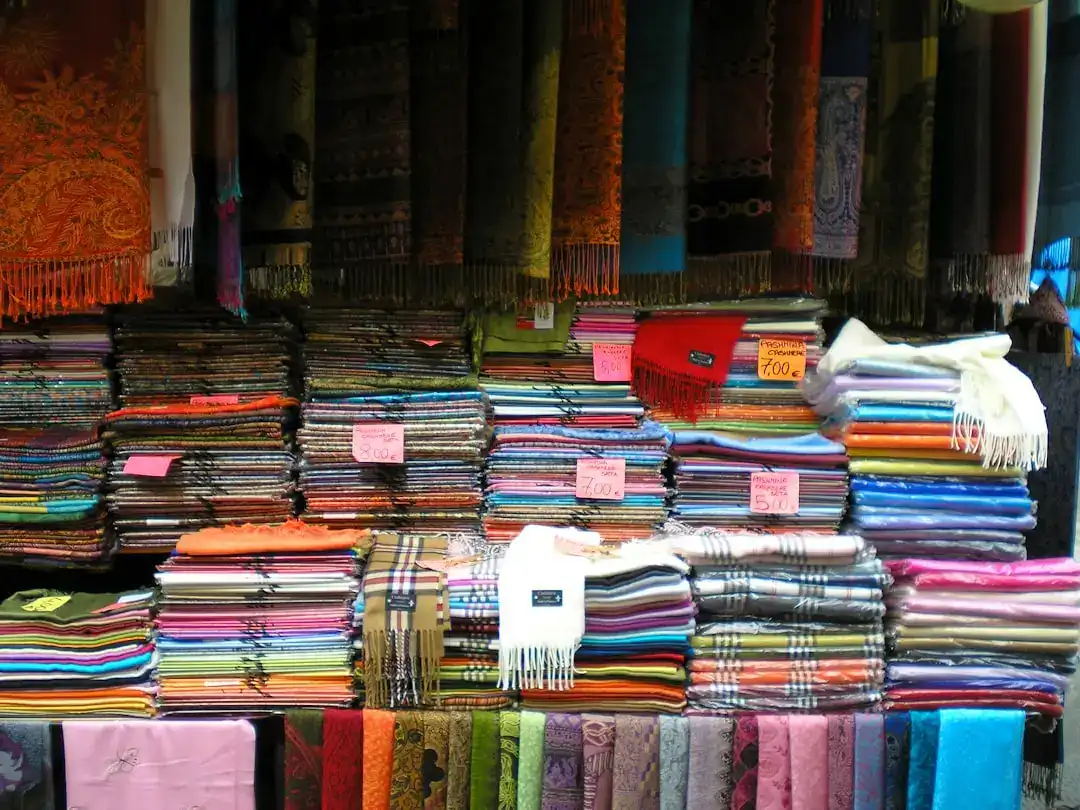 איך יבוא בדים בתל אביב מייצר סטנדרט חדש של איכות עבור מעצבים ותופרים?