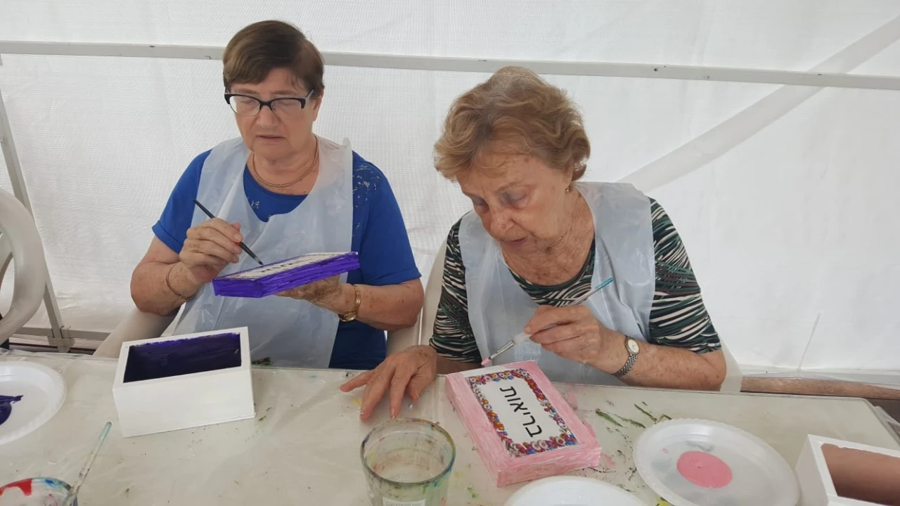 סדנאות לגיל השלישי