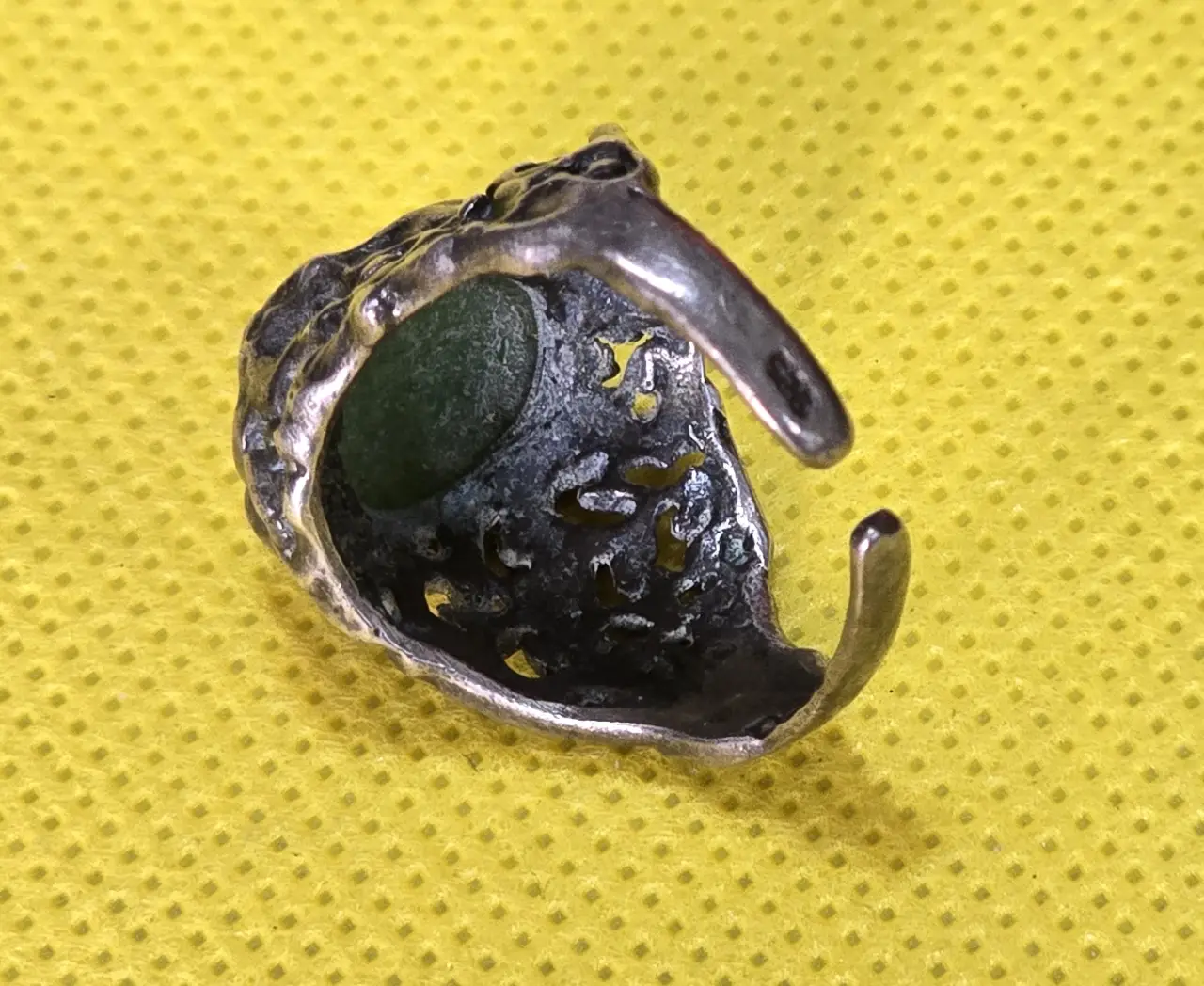 טבעת כסף 925 חתומה שבוץ אבן גיי'ד הטבעת מתכווננת