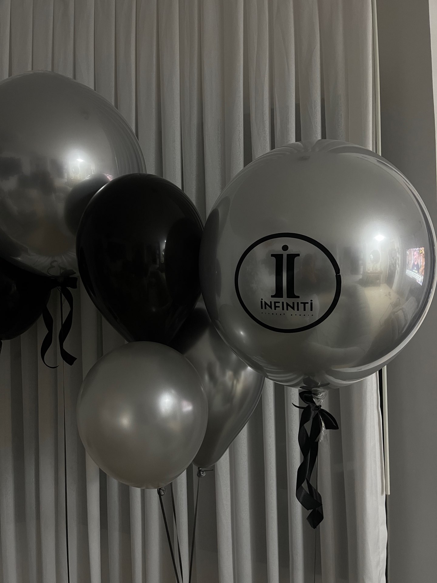 בלונים לעסקים