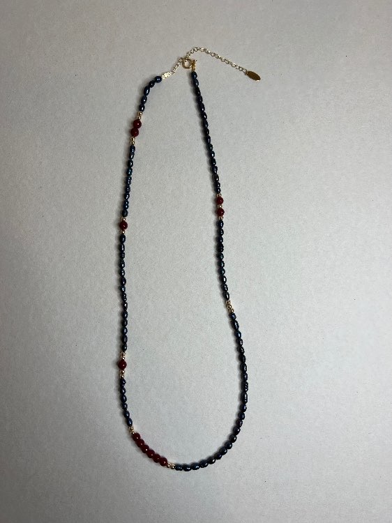 TUNA NECKLACE 