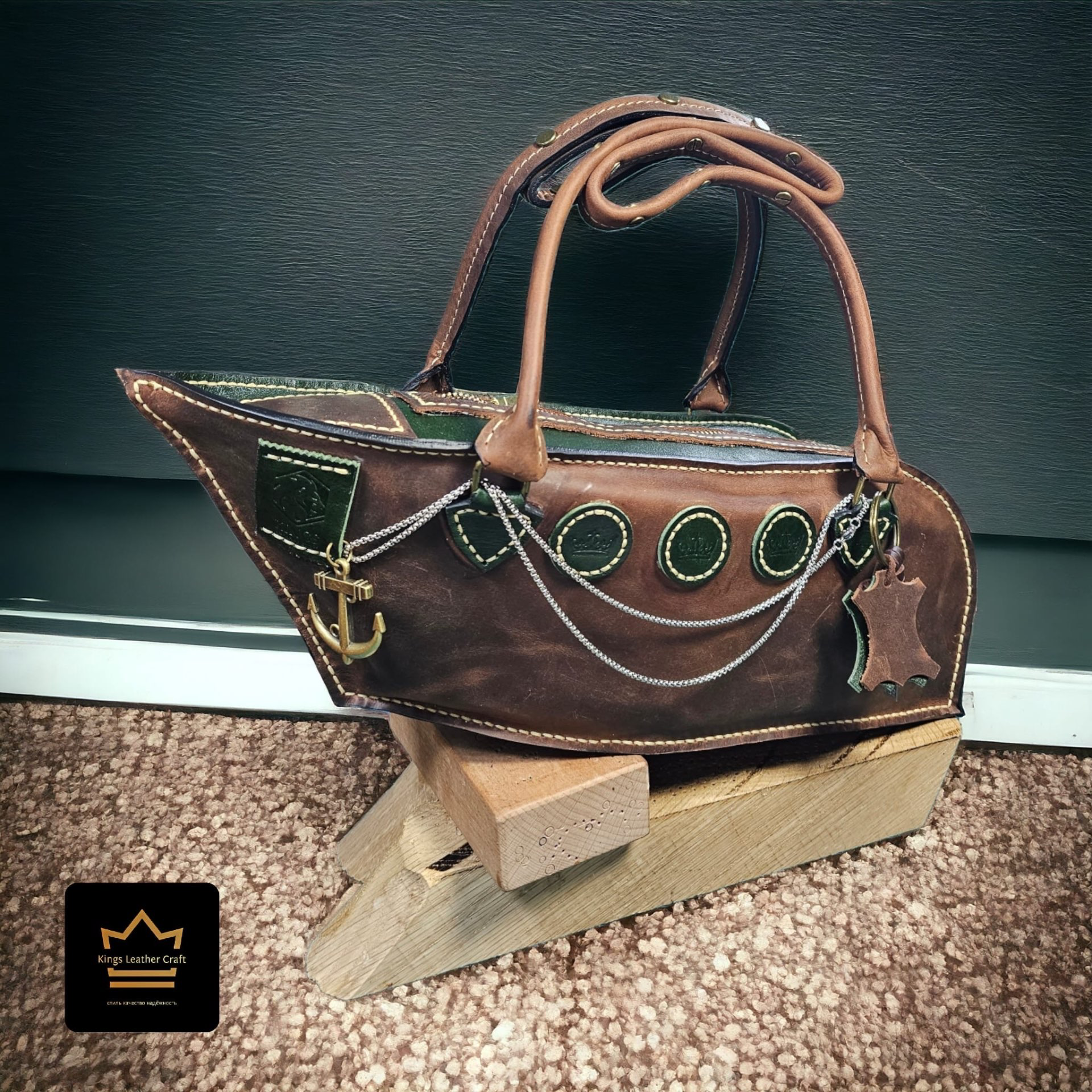 תיק אונייה 💼⛴️