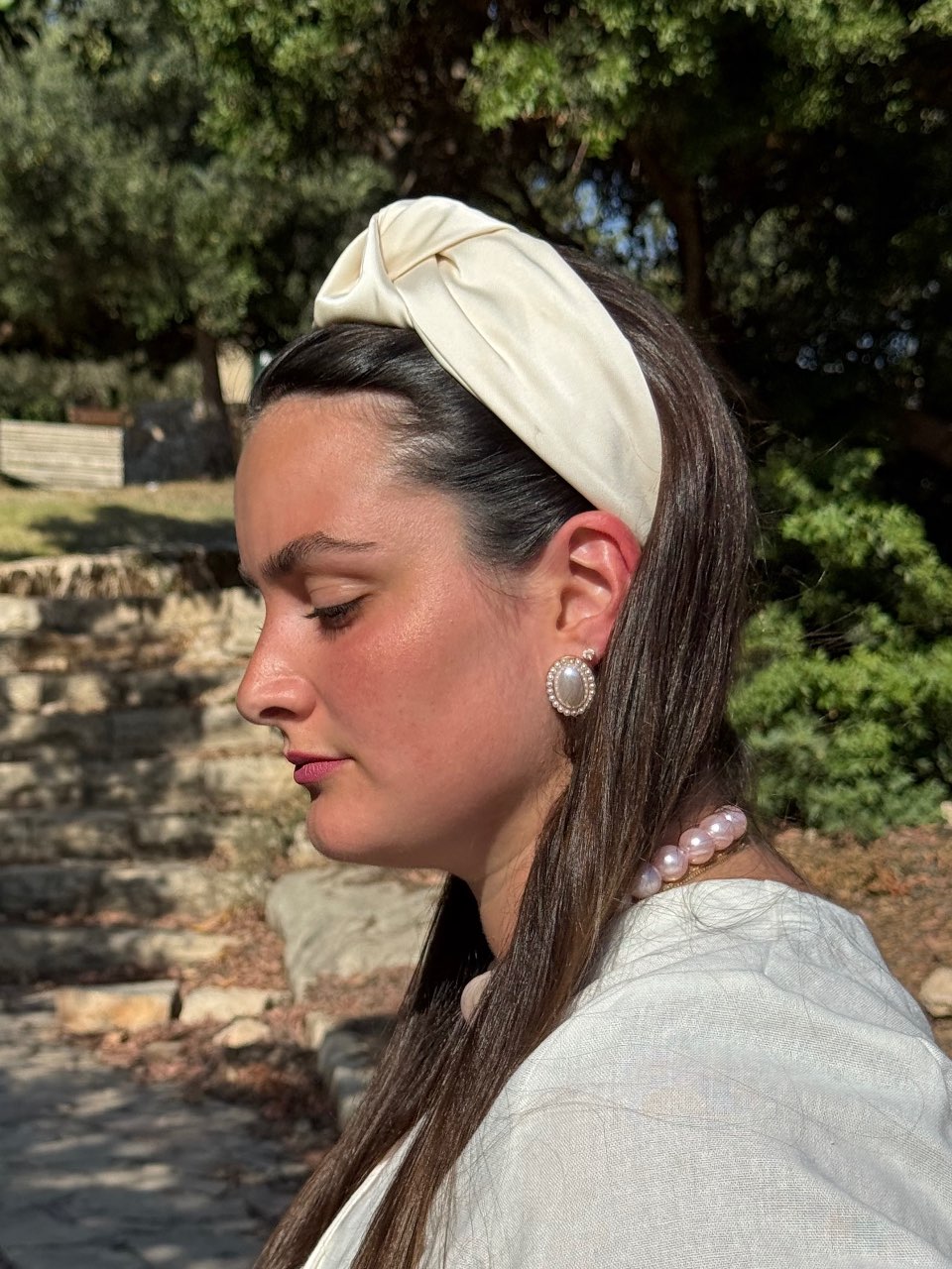 קשת קשירה סאטן-לבן