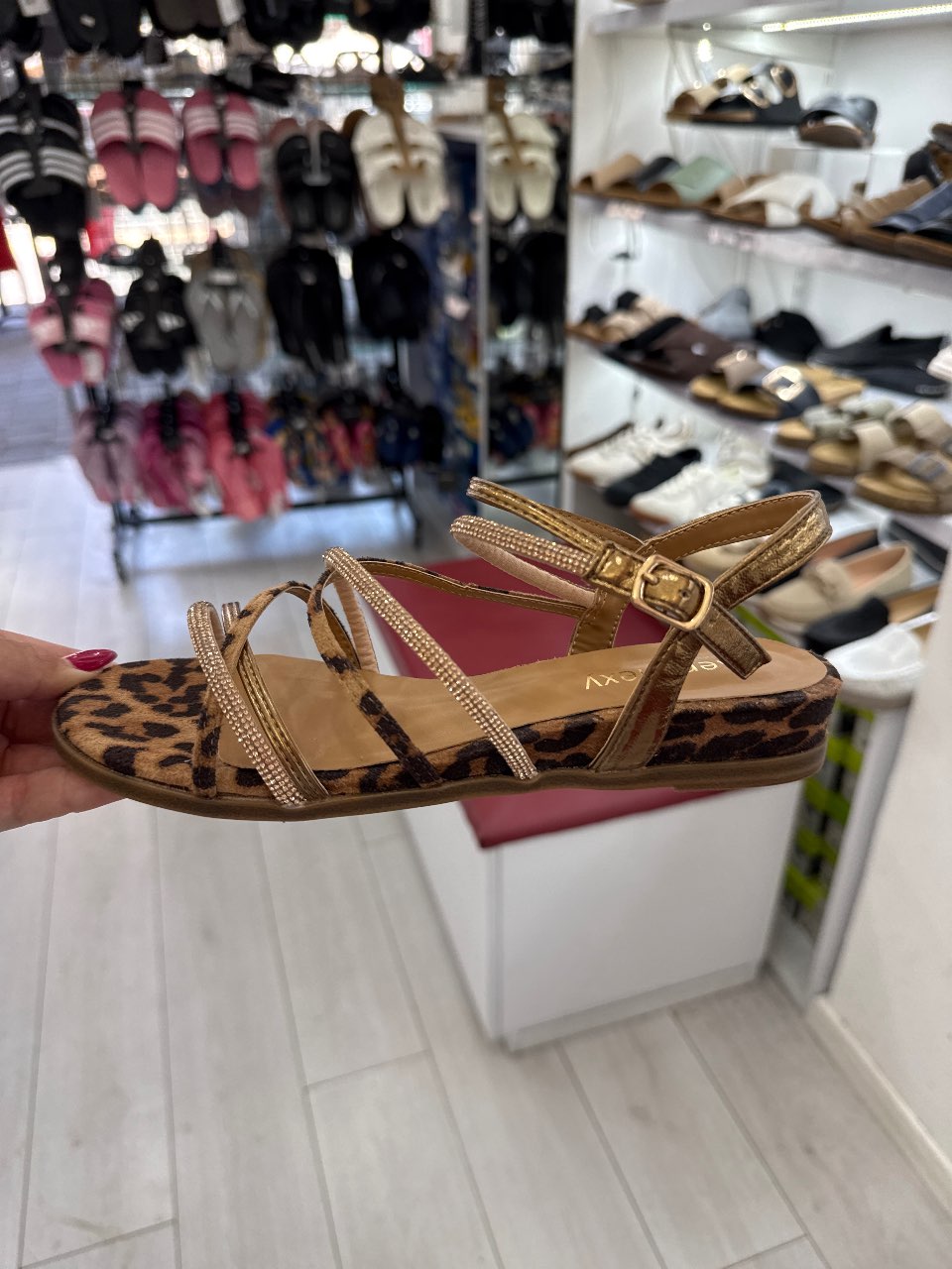 סנדל שטוח איירופלקסי
