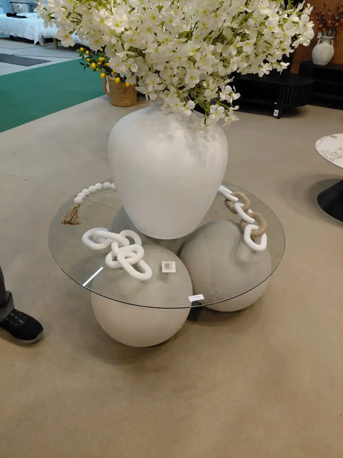 שולחן סלון כדורים עם זכוכית מחוסמת