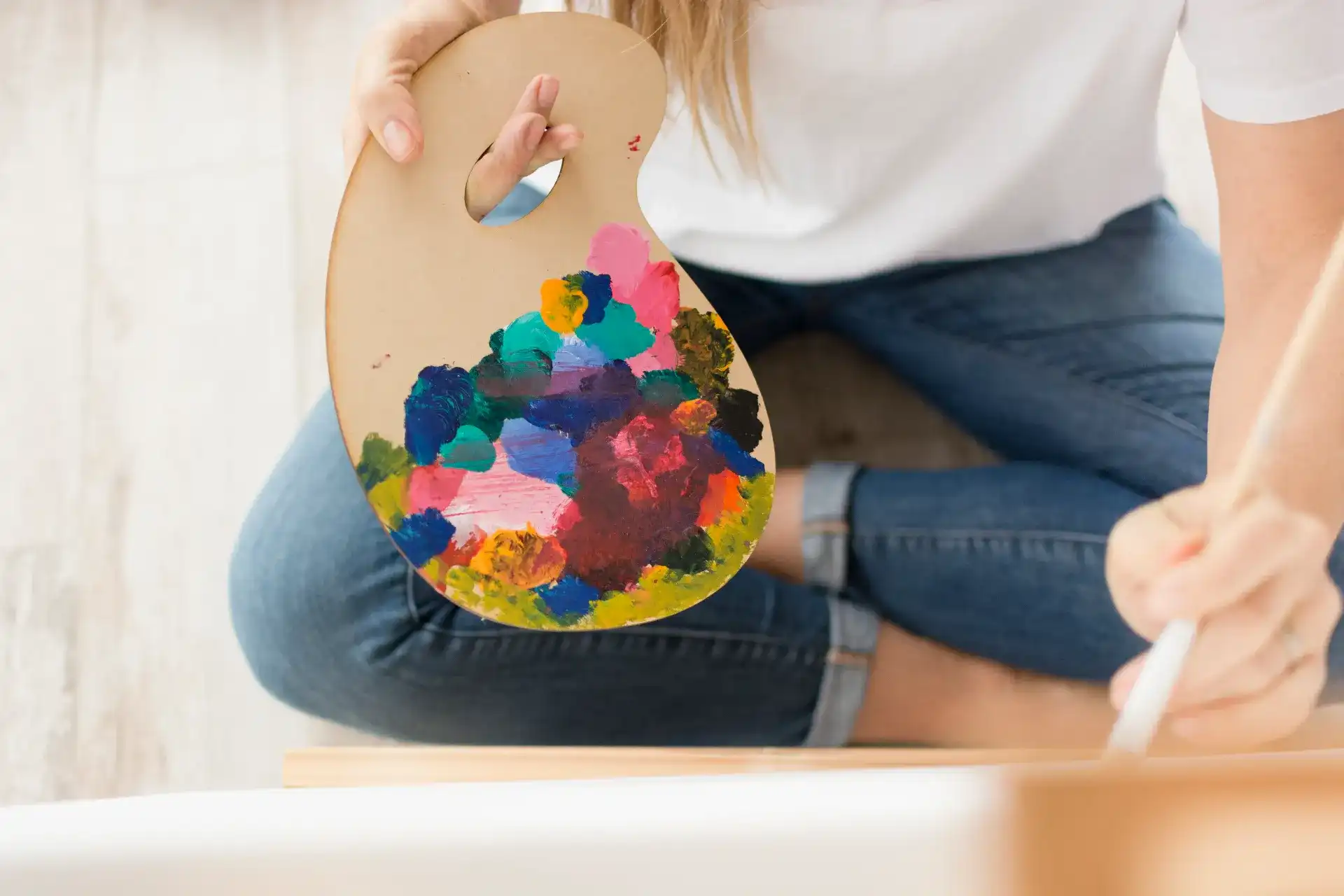 טיפול באמנות למתבגרים – התפתחות רגשית | המאפים של מיטל סגל