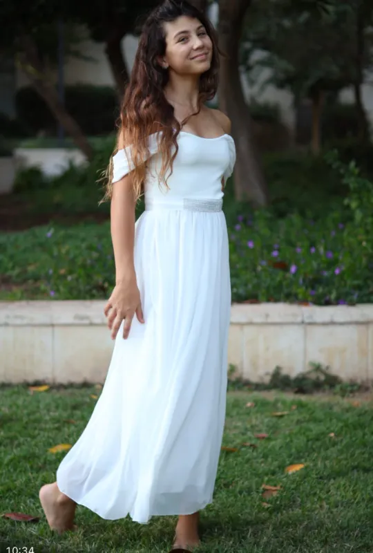 שמלת בת מצווה קלאסית