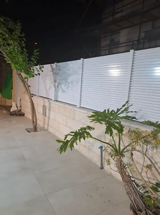 גדר אלומיניום דגם אופיר