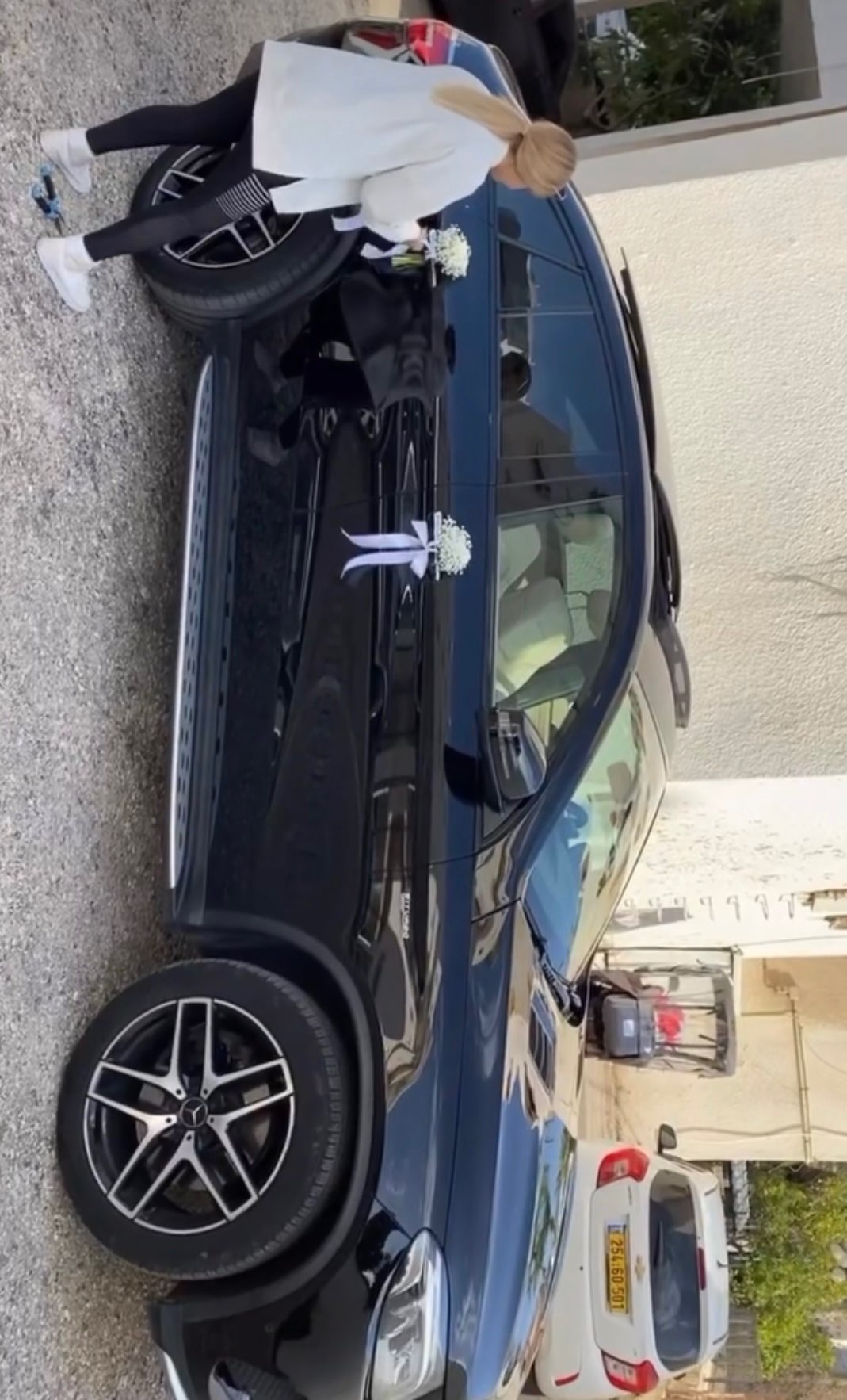 קישוט רכב חתן וכלה