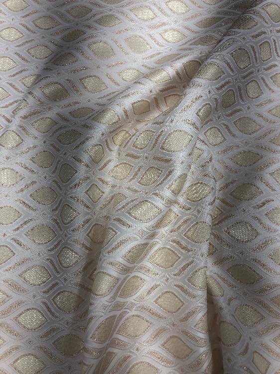 ז׳קארד דגם גלים צבע לבן