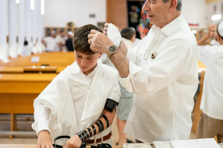 בר מצווה/ עליה לתורה