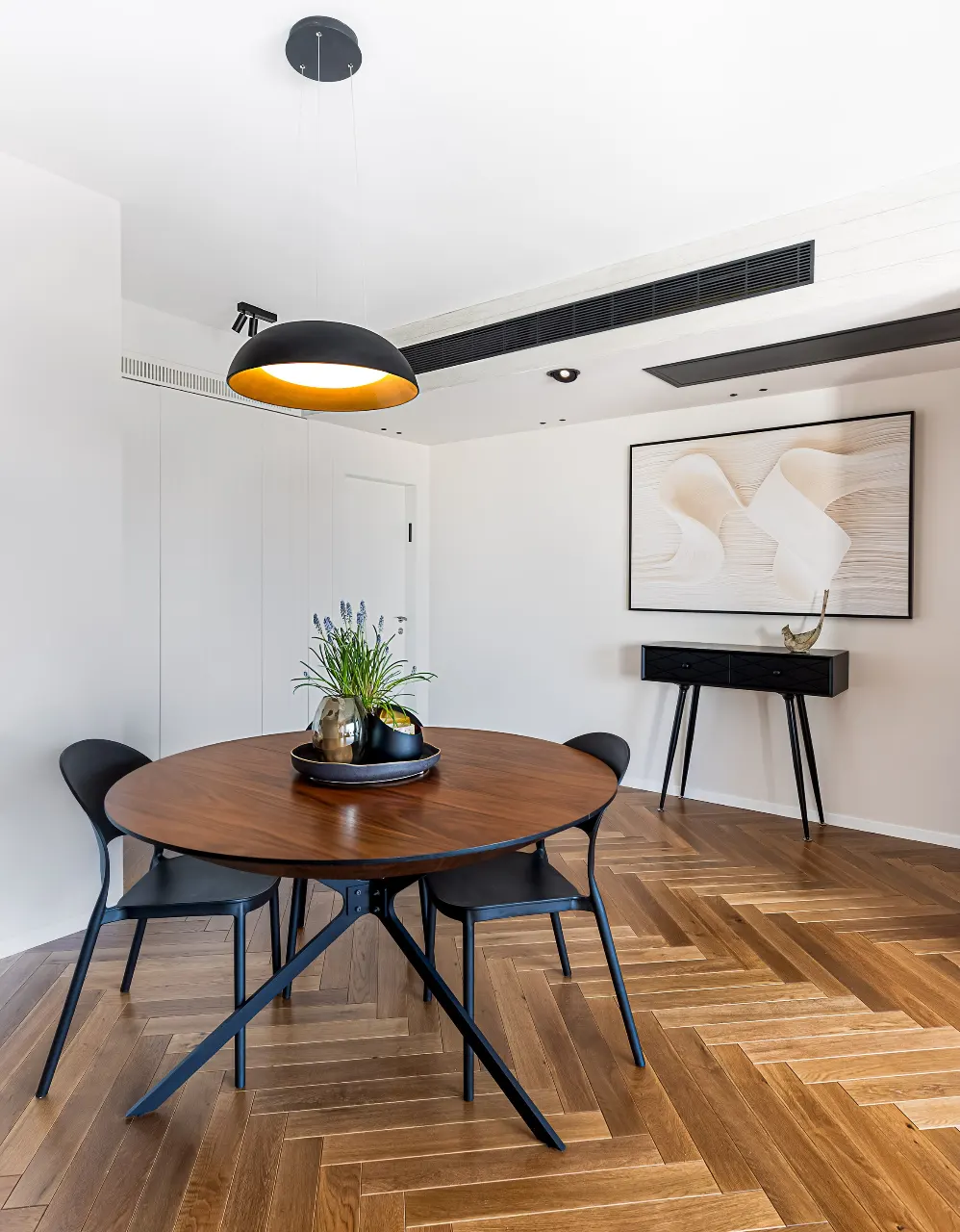 LOOM LIGHTING – SHAY HANOCH CHEF