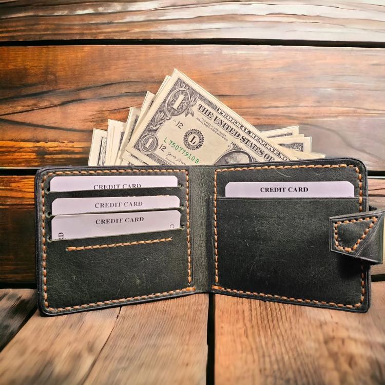 ארנק בצבע זית אקזוטי