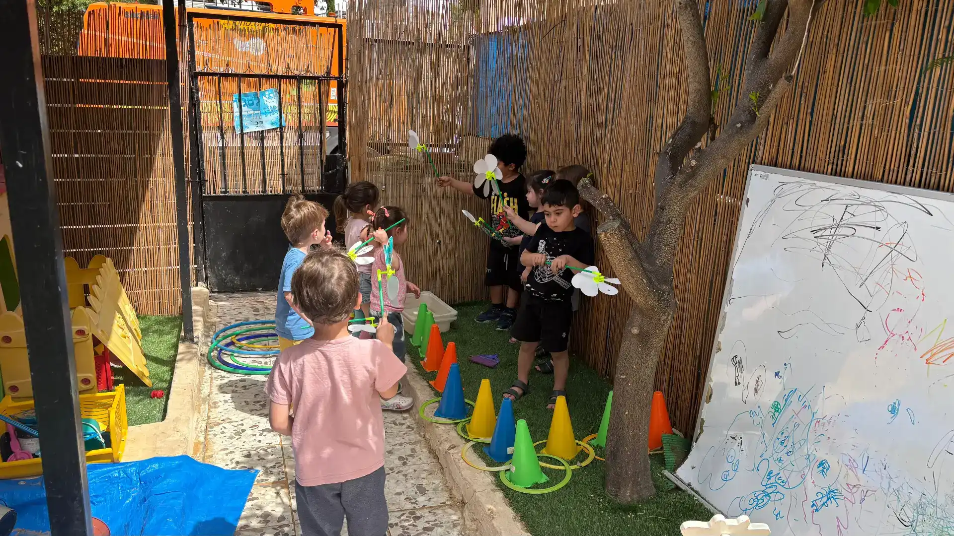 חוגים נוספים בלי קשר לצהרון שמתקיימים במתחם